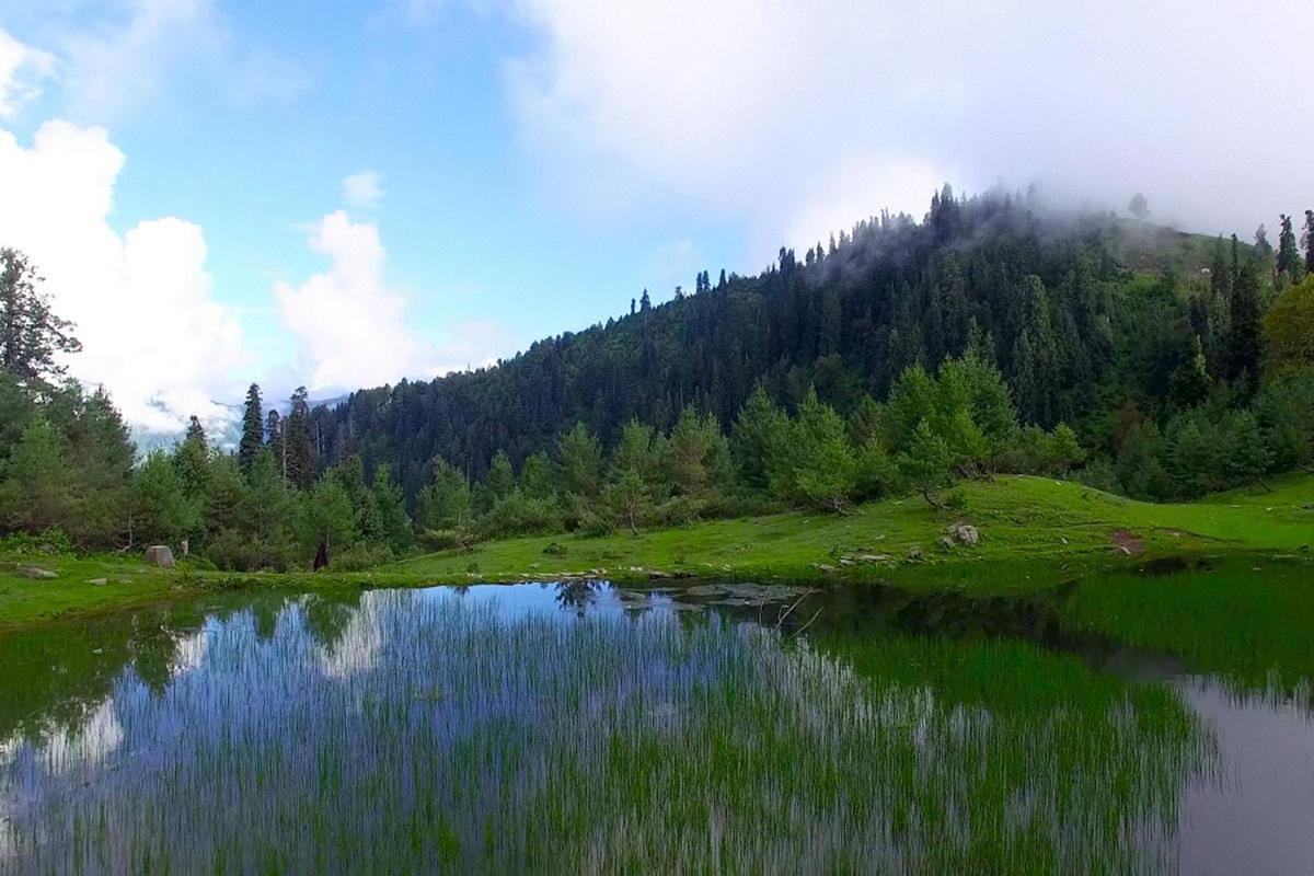 Hotel Arcadian Sprucewoods Shogran Exteriér fotografie